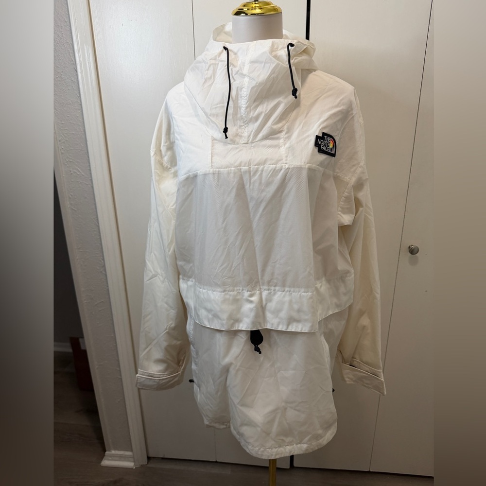 The North Face White Hooded Pullover Windbreaker